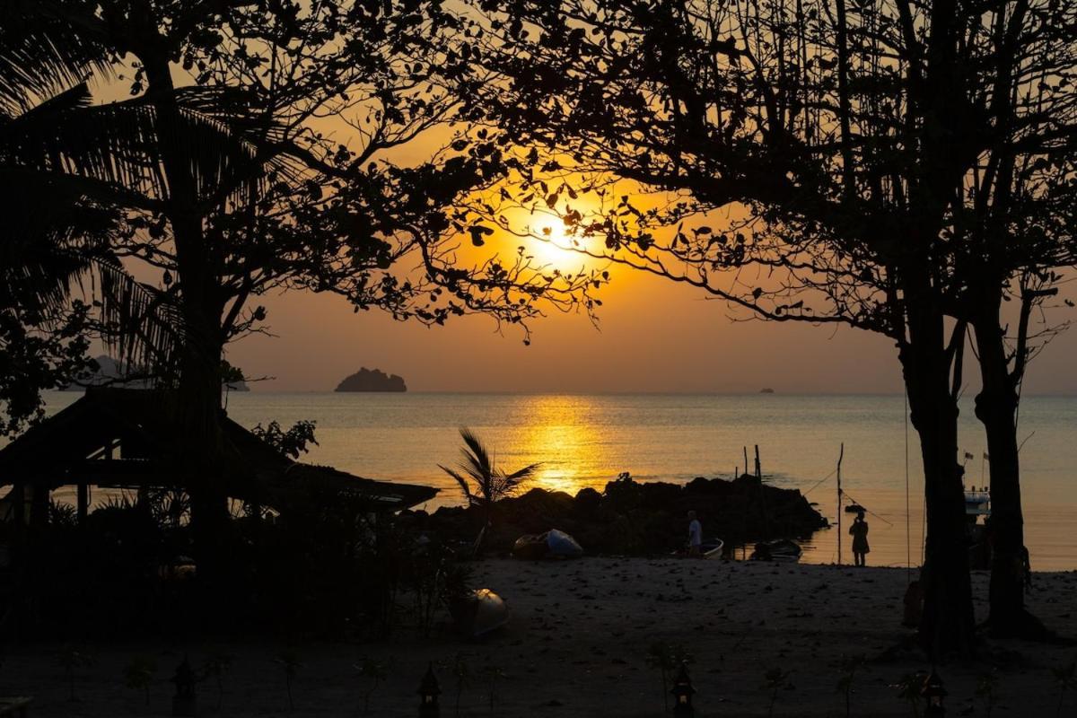 Private With Sunset Views-on The Amphoe Koksamui