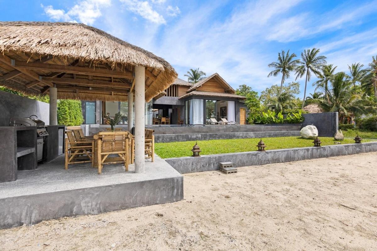 Villa Private With Sunset Views-on The *
